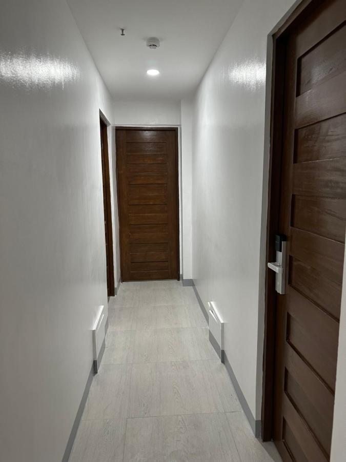 Aden Hotel Makati City Exterior foto